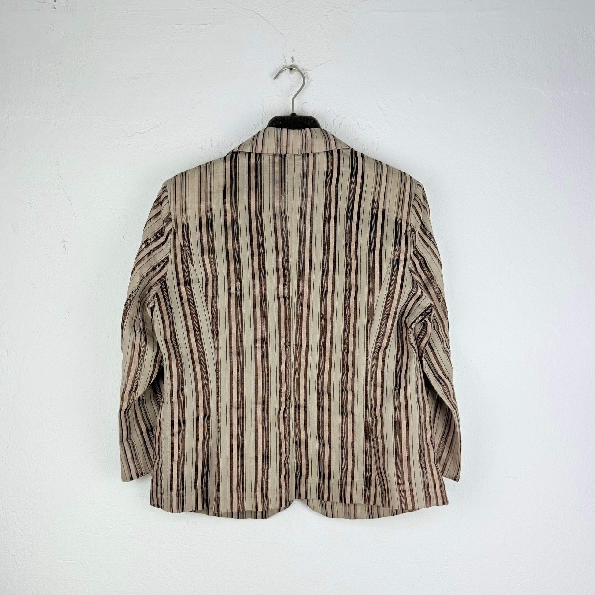 Kuratierter Vintage Onlineshop nachhaltige Secondhand Kleidung online kaufen, Online Shop Vintage, Vintage Online Shop, Second Hand Online Shop, gebraucht, zweite Hand, reused, preloved, Y2K, thriftshop, thriftstore, thrifting, thrift shop, thrift store, Retro, Office, Gestreift