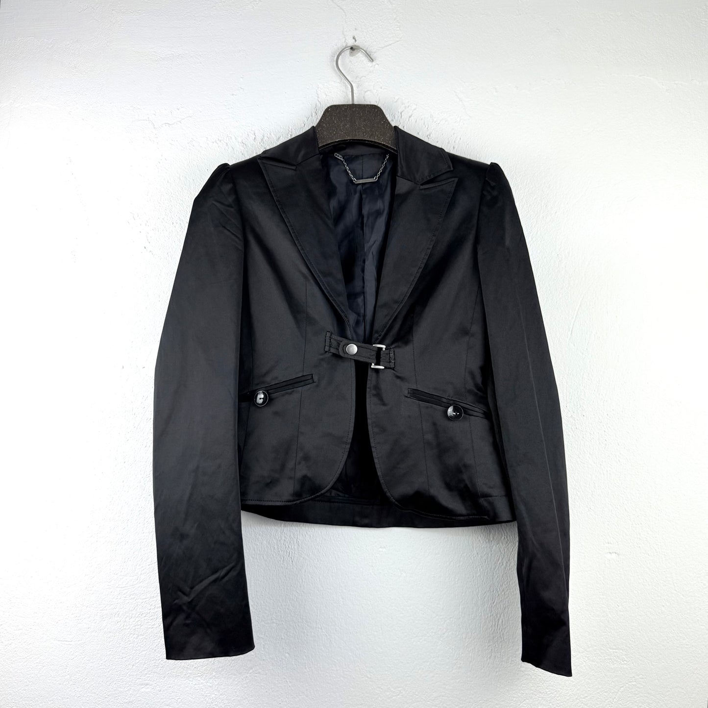 Kuratierter Vintage Onlineshop nachhaltige Secondhand Kleidung online kaufen, Online Shop Vintage, Vintage Online Shop, Second Hand Online Shop, gebraucht, zweite Hand, reused, preloved, Y2K, thriftshop, thriftstore, thrifting, thrift shop, thrift store