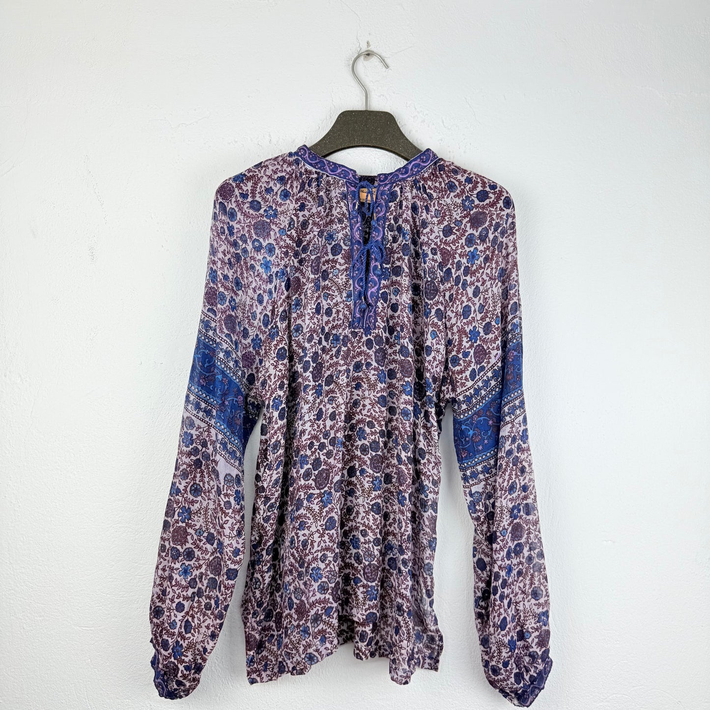 Kuratierter Vintage Onlineshop nachhaltige Secondhand Kleidung online kaufen, Online Shop Vintage, Vintage Online Shop, Second Hand Online Shop, gebraucht, zweite Hand, reused, preloved, Y2K, thriftshop, thriftstore, thrifting, thrift shop, thrift store, Flowy, Boho, Festival