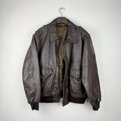 Kuratierter Vintage Onlineshop nachhaltige Secondhand Kleidung online kaufen, Online Shop Vintage, Vintage Online Shop, Second Hand Online Shop, gebraucht, zweite Hand, reused, preloved, Y2K, thriftshop, thriftstore, thrifting, thrift shop, thrift store