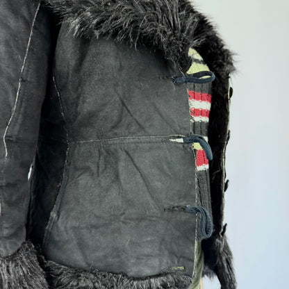 Kuratierter Vintage Onlineshop nachhaltige Secondhand Kleidung online kaufen, Online Shop Vintage, Vintage Online Shop, Second Hand Online Shop, gebraucht, zweite Hand, reused, preloved, Y2K, thriftshop, thriftstore, thrifting, thrift shop, thrift store, Cozy, Bratz, 2000s, Teddy