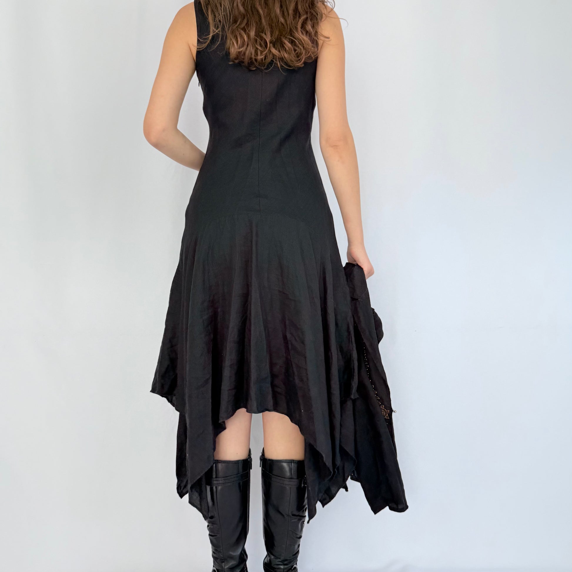 Kuratierter Vintage Onlineshop nachhaltige Secondhand Kleidung online kaufen, Online Shop Vintage, Vintage Online Shop, Second Hand Online Shop, gebraucht, zweite Hand, reused, preloved, Y2K, thriftshop, thriftstore, thrifting, thrift shop, thrift store, Boho, Festival, Grunge