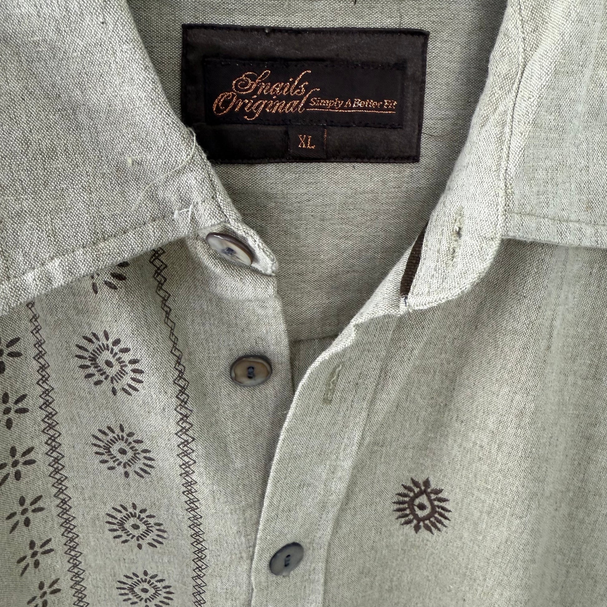 Kuratierter Vintage Onlineshop nachhaltige Secondhand Kleidung online kaufen, Online Shop Vintage, Vintage Online Shop, Second Hand Online Shop, gebraucht, zweite Hand, reused, preloved, Y2K, thriftshop, thriftstore, thrifting, thrift shop, thrift store