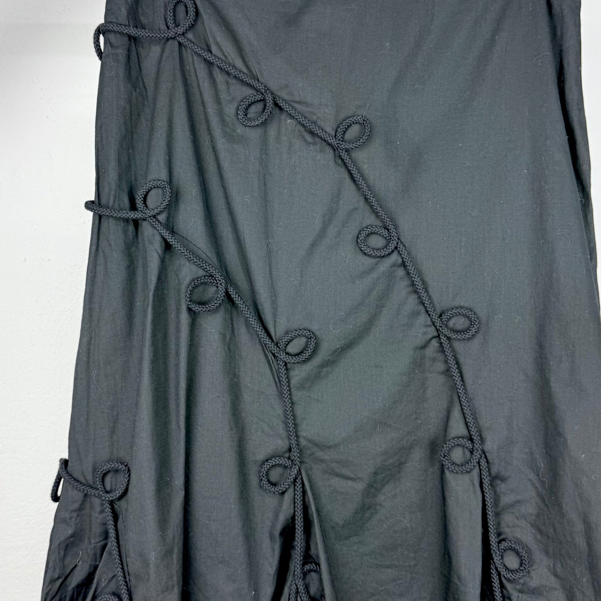 Kuratierter Vintage Onlineshop nachhaltige Secondhand Kleidung online kaufen, Online Shop Vintage, Vintage Online Shop, Second Hand Online Shop, gebraucht, zweite Hand, reused, preloved, Y2K, thriftshop, thriftstore, thrifting, thrift shop, thrift store