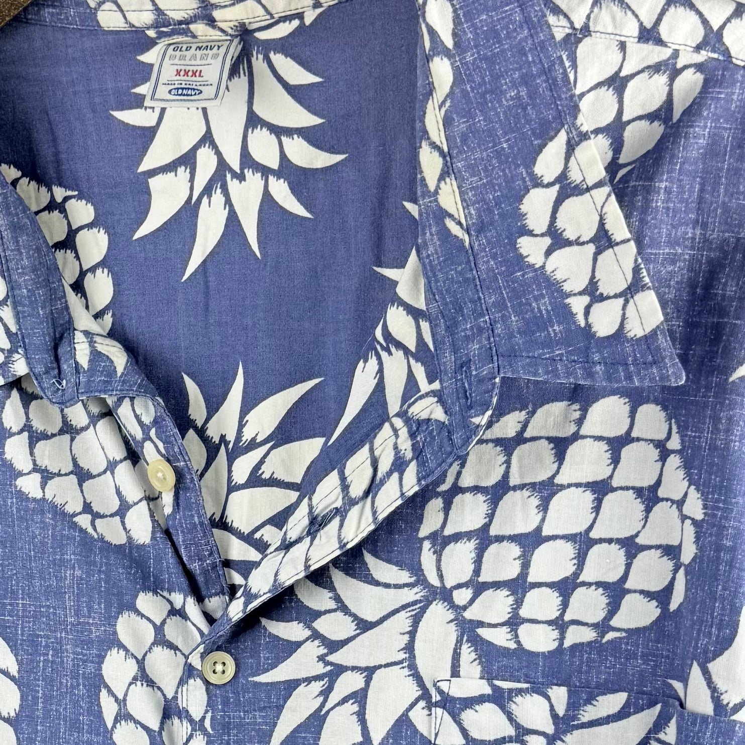 Kuratierter Vintage Onlineshop nachhaltige Secondhand Kleidung online kaufen, Online Shop Vintage, Vintage Online Shop, Second Hand Online Shop, gebraucht, zweite Hand, reused, preloved, Y2K, thriftshop, thriftstore, thrifting, thrift shop, thrift store