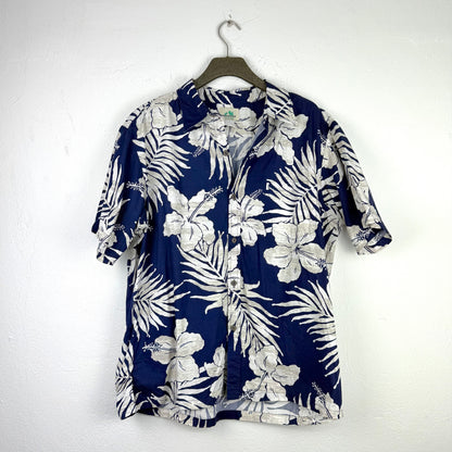 Kuratierter Vintage Onlineshop nachhaltige Secondhand Kleidung online kaufen, Online Shop Vintage, Vintage Online Shop, Second Hand Online Shop, gebraucht, zweite Hand, reused, preloved, Y2K, thriftshop, thriftstore, thrifting, thrift shop, thrift store