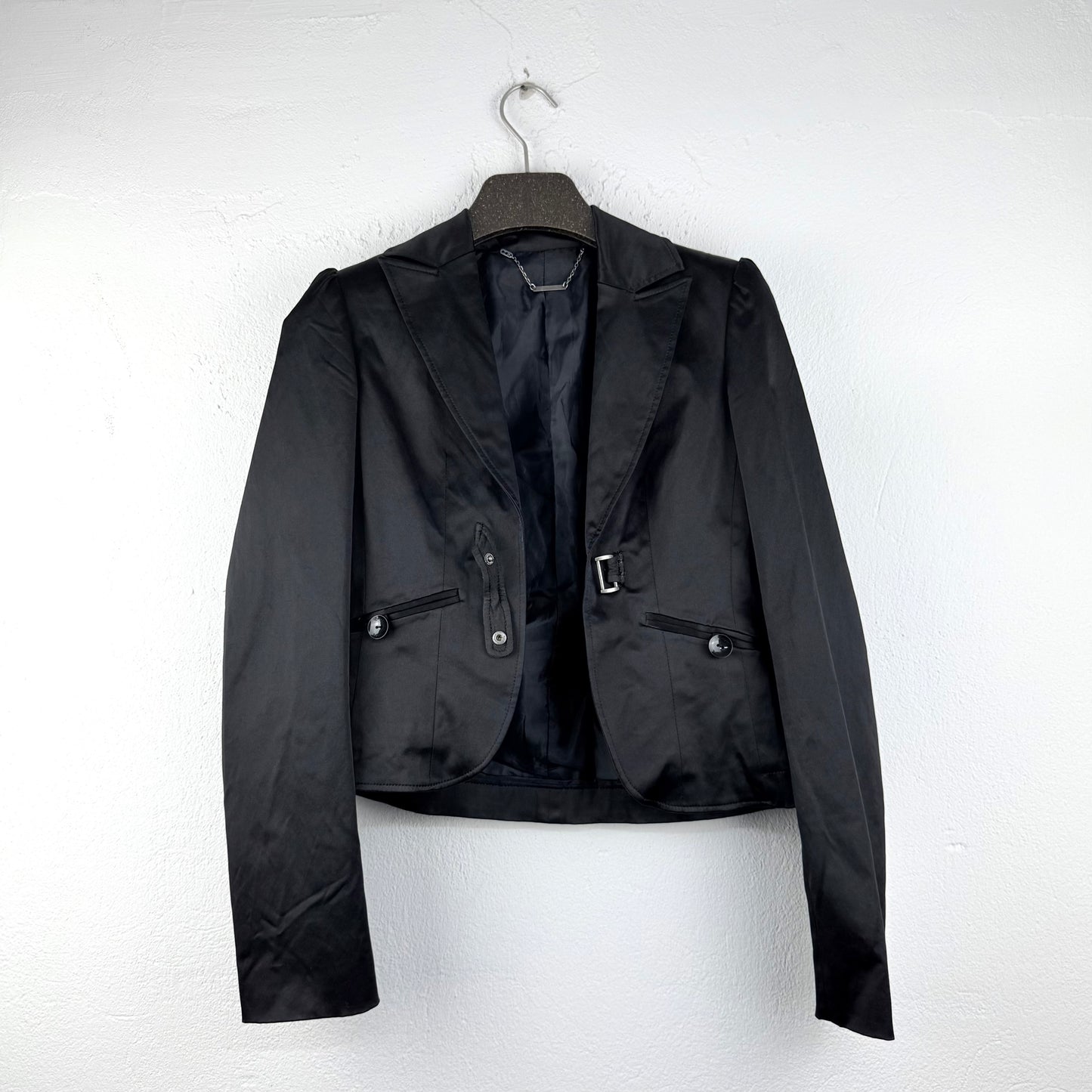 Kuratierter Vintage Onlineshop nachhaltige Secondhand Kleidung online kaufen, Online Shop Vintage, Vintage Online Shop, Second Hand Online Shop, gebraucht, zweite Hand, reused, preloved, Y2K, thriftshop, thriftstore, thrifting, thrift shop, thrift store