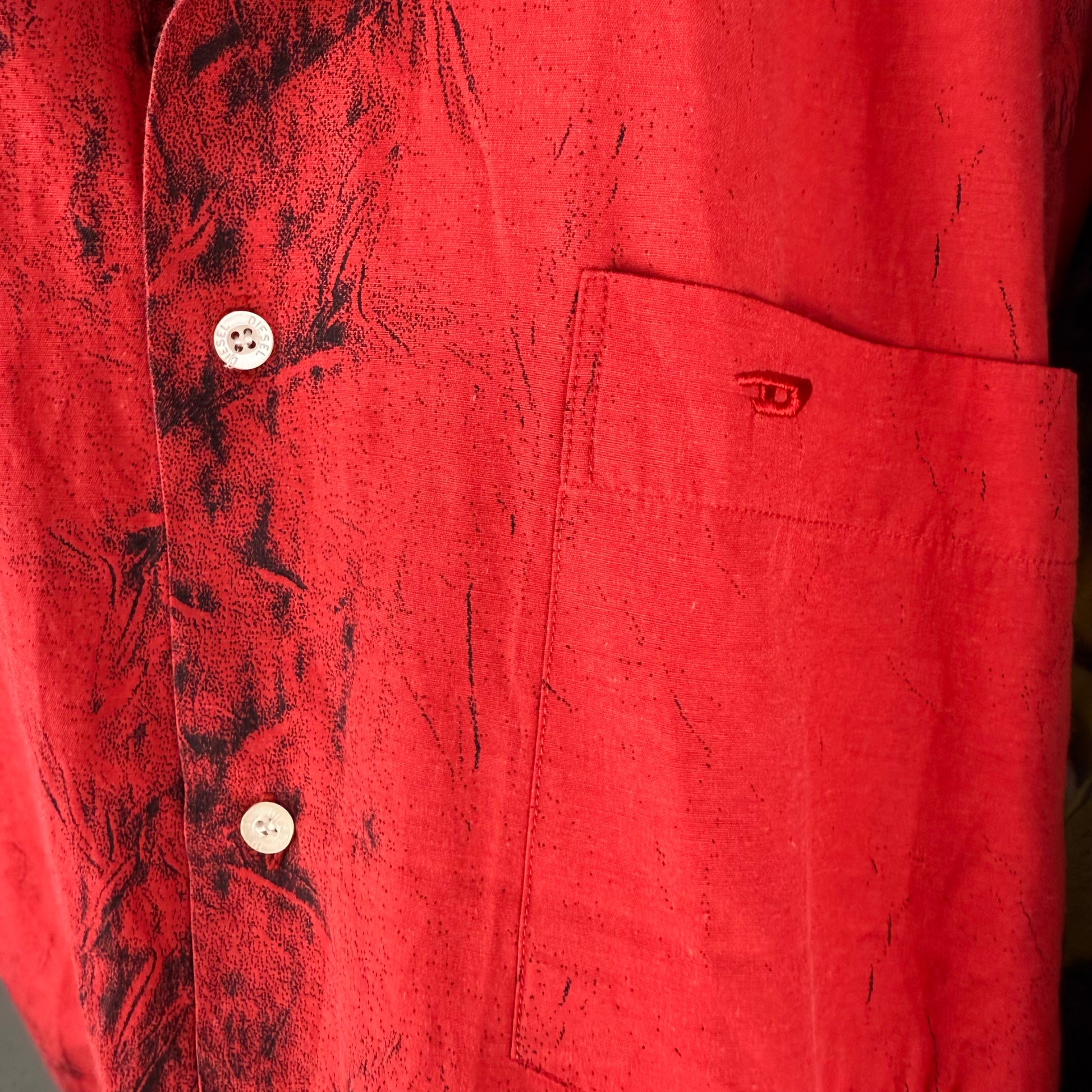 Kuratierter Vintage Onlineshop nachhaltige Secondhand Kleidung online kaufen, Online Shop Vintage, Vintage Online Shop, Second Hand Online Shop, gebraucht, zweite Hand, reused, preloved, Y2K, thriftshop, thriftstore, thrifting, thrift shop, thrift store