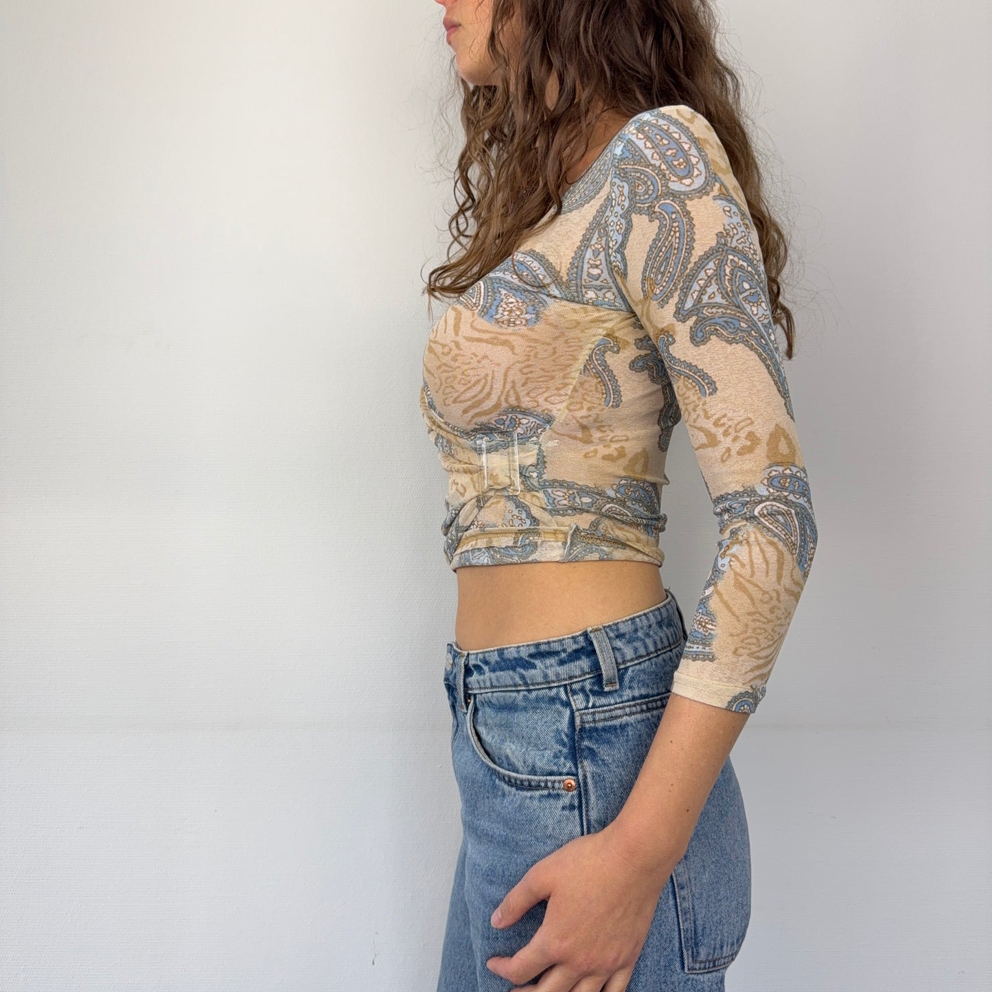 Kuratierter Vintage Onlineshop nachhaltige Secondhand Kleidung online kaufen, Online Shop Vintage, Vintage Online Shop, Second Hand Online Shop, gebraucht, zweite Hand, reused, preloved, Y2K, thriftshop, thriftstore, thrifting, thrift shop, thrift store, Retro, Boho, Whimsy