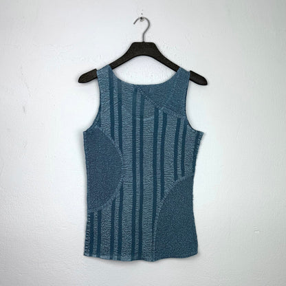 Kuratierter Vintage Onlineshop nachhaltige Secondhand Kleidung online kaufen, Online Shop Vintage, Vintage Online Shop, Second Hand Online Shop, gebraucht, zweite Hand, reused, preloved, Y2K, thriftshop, thriftstore, thrifting, thrift shop, thrift store