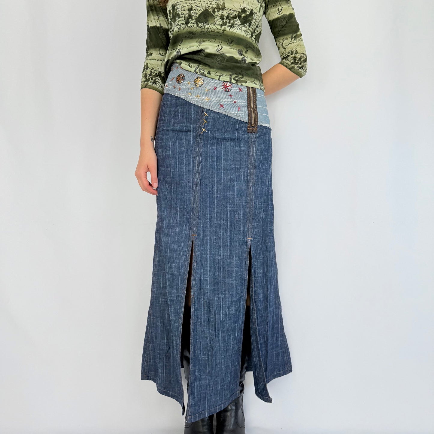 Save the Queen! OHDD Maxirock Denim mit Verzierung (S)