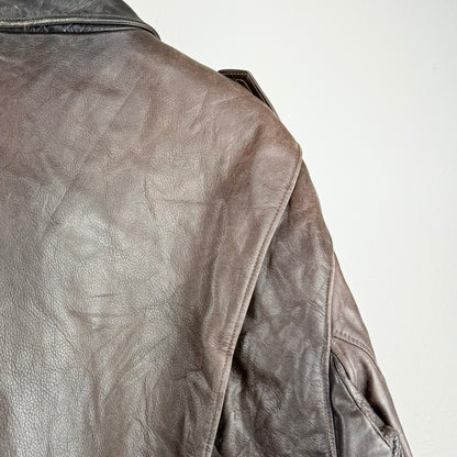Kuratierter Vintage Onlineshop nachhaltige Secondhand Kleidung online kaufen, Online Shop Vintage, Vintage Online Shop, Second Hand Online Shop, gebraucht, zweite Hand, reused, preloved, Y2K, thriftshop, thriftstore, thrifting, thrift shop, thrift store