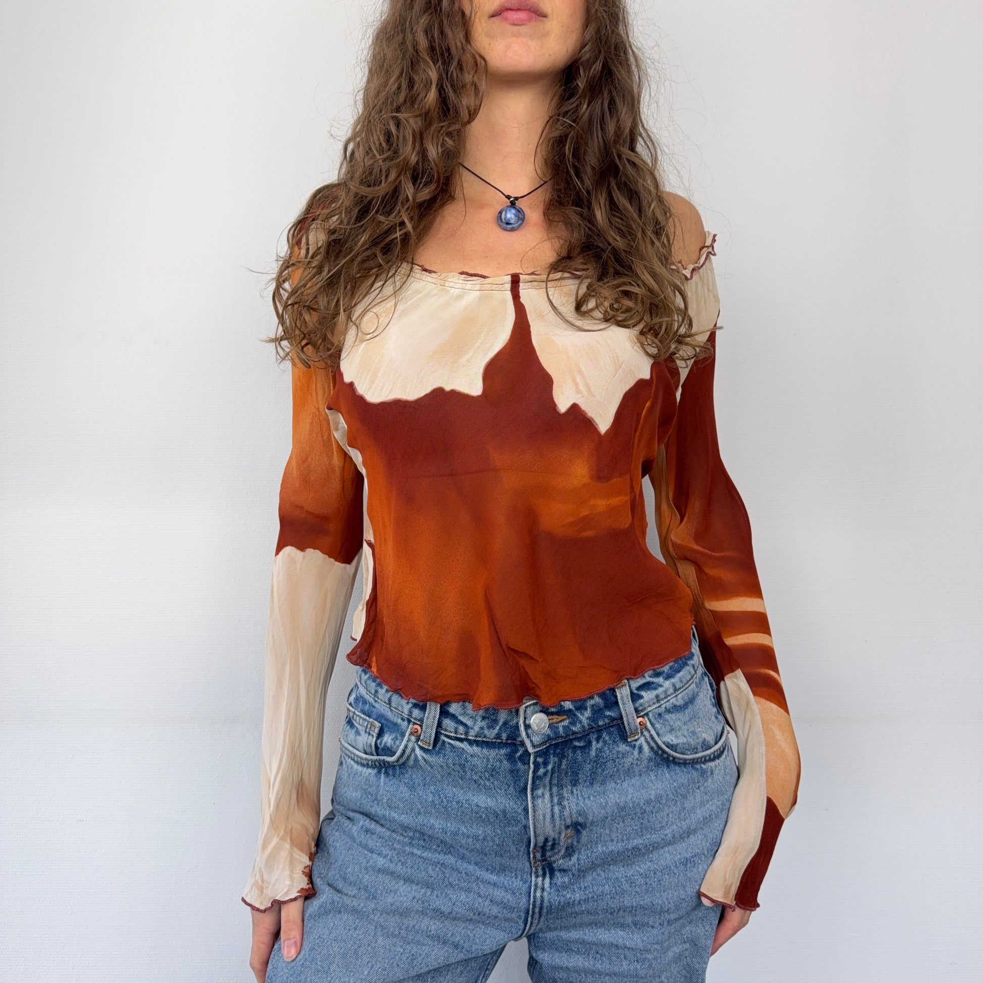 Kuratierter Vintage Onlineshop nachhaltige Secondhand Kleidung online kaufen, Online Shop Vintage, Vintage Online Shop, Second Hand Online Shop, gebraucht, zweite Hand, reused, preloved, Y2K, thriftshop, thriftstore, thrifting, thrift shop, thrift store, Watercolour, Y2K, Boho