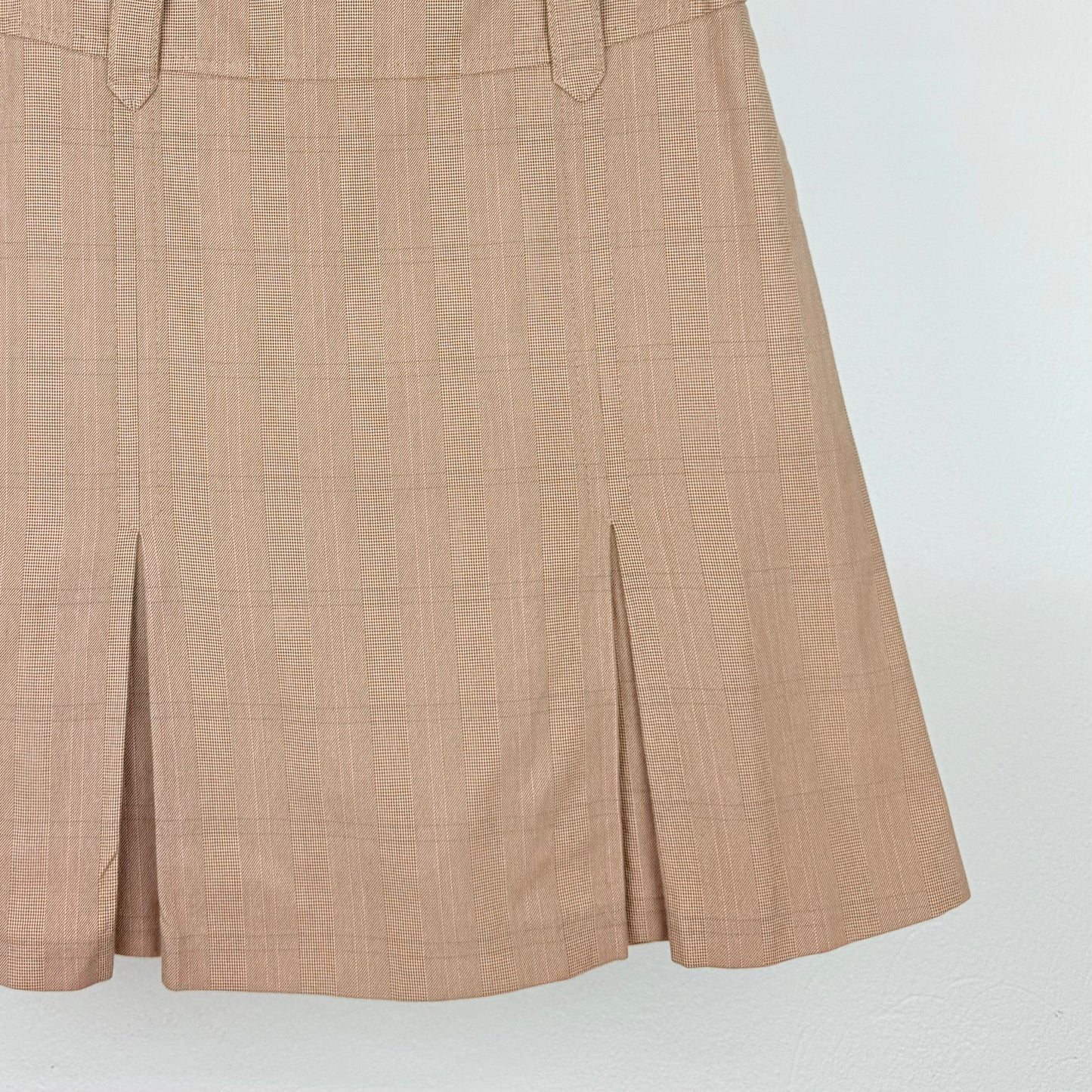 Kuratierter Vintage Onlineshop nachhaltige Secondhand Kleidung online kaufen, Online Shop Vintage, Vintage Online Shop, Second Hand Online Shop, gebraucht, zweite Hand, reused, preloved, Y2K, thriftshop, thriftstore, thrifting, thrift shop, thrift store