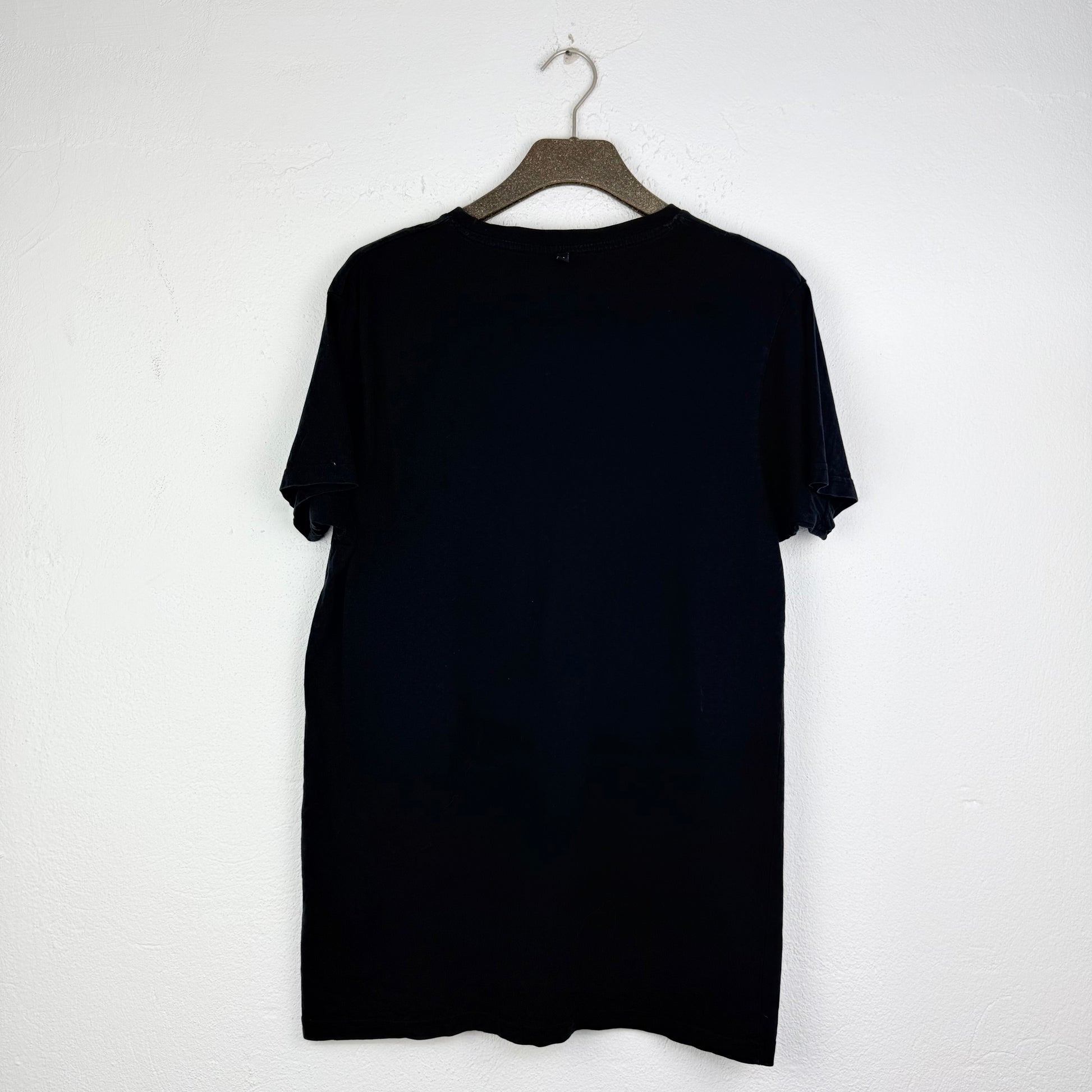 Kuratierter Vintage Onlineshop nachhaltige Secondhand Kleidung online kaufen, Online Shop Vintage, Vintage Online Shop, Second Hand Online Shop, gebraucht, zweite Hand, reused, preloved, Y2K, thriftshop, thriftstore, thrifting, thrift shop, thrift store