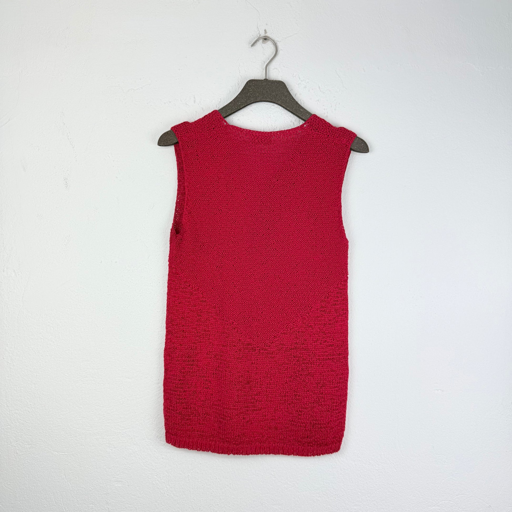 Kuratierter Vintage Onlineshop nachhaltige Secondhand Kleidung online kaufen, Online Shop Vintage, Vintage Online Shop, Second Hand Online Shop, gebraucht, zweite Hand, reused, preloved, Y2K, thriftshop, thriftstore, thrifting, thrift shop, thrift store, Strick, Staple Piece, Retro