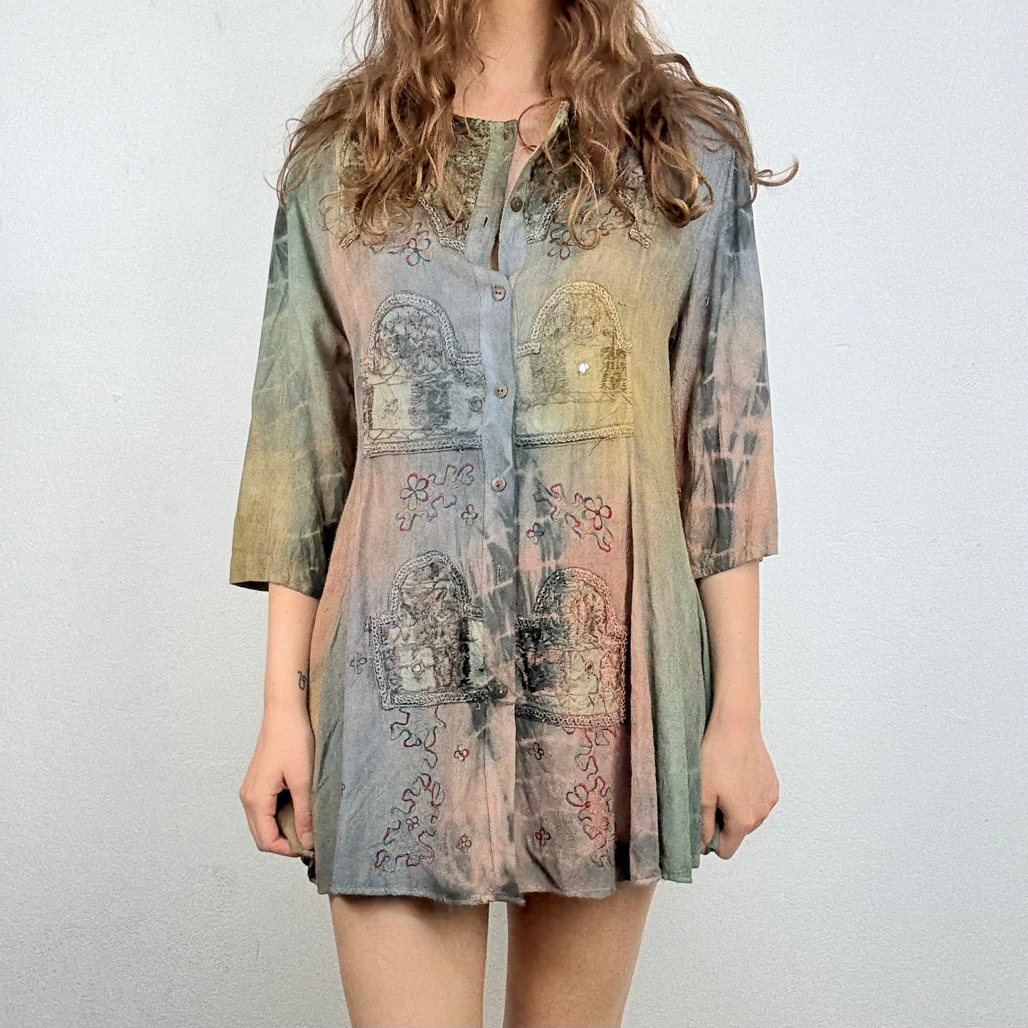 Kuratierter Vintage Onlineshop nachhaltige Secondhand Kleidung online kaufen, Online Shop Vintage, Vintage Online Shop, Second Hand Online Shop, gebraucht, zweite Hand, reused, preloved, Y2K, thriftshop, thriftstore, thrifting, thrift shop, thrift store, Boho, Festival, Flowy