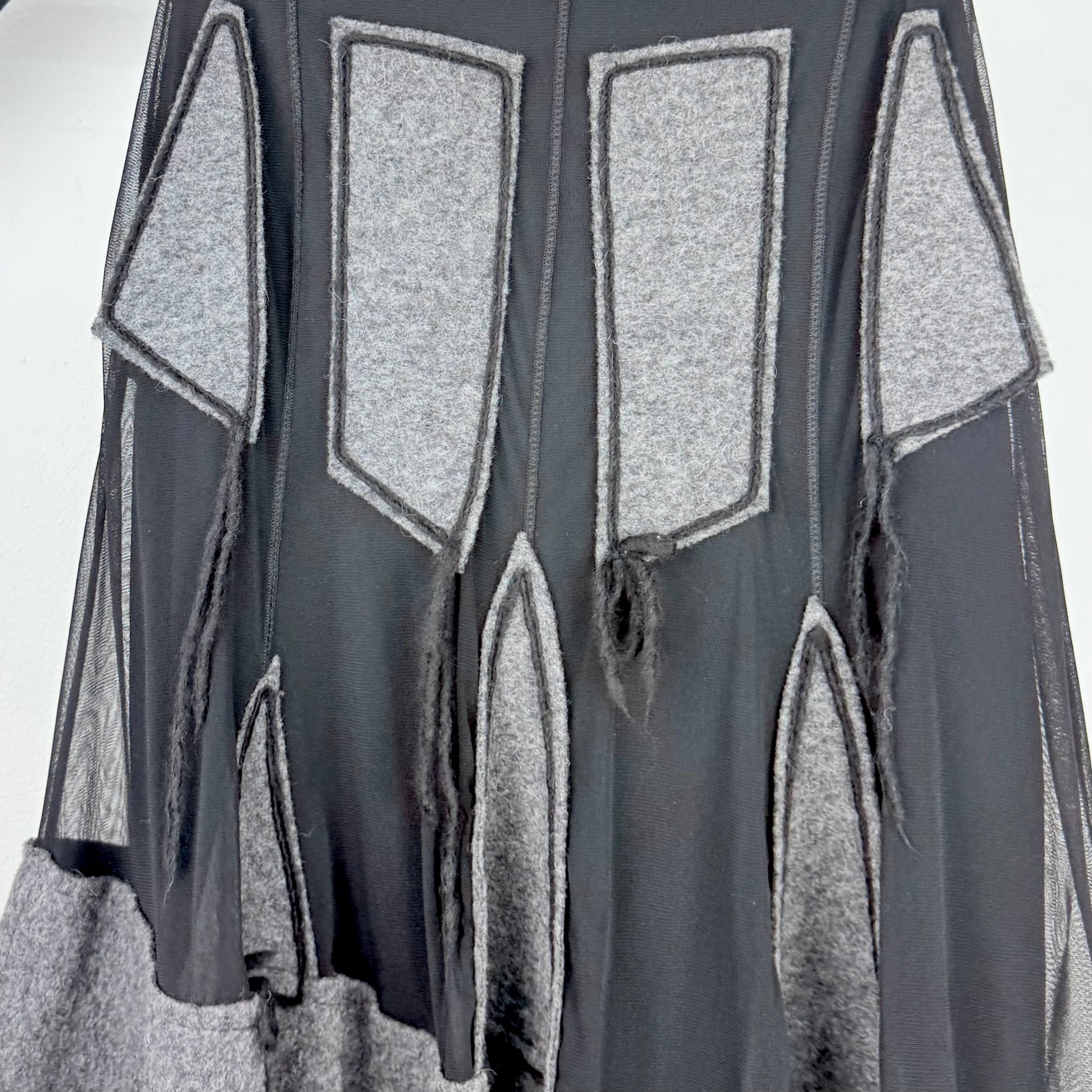Kuratierter Vintage Onlineshop nachhaltige Secondhand Kleidung online kaufen, Online Shop Vintage, Vintage Online Shop, Second Hand Online Shop, gebraucht, zweite Hand, reused, preloved, Y2K, thriftshop, thriftstore, thrifting, thrift shop, thrift store