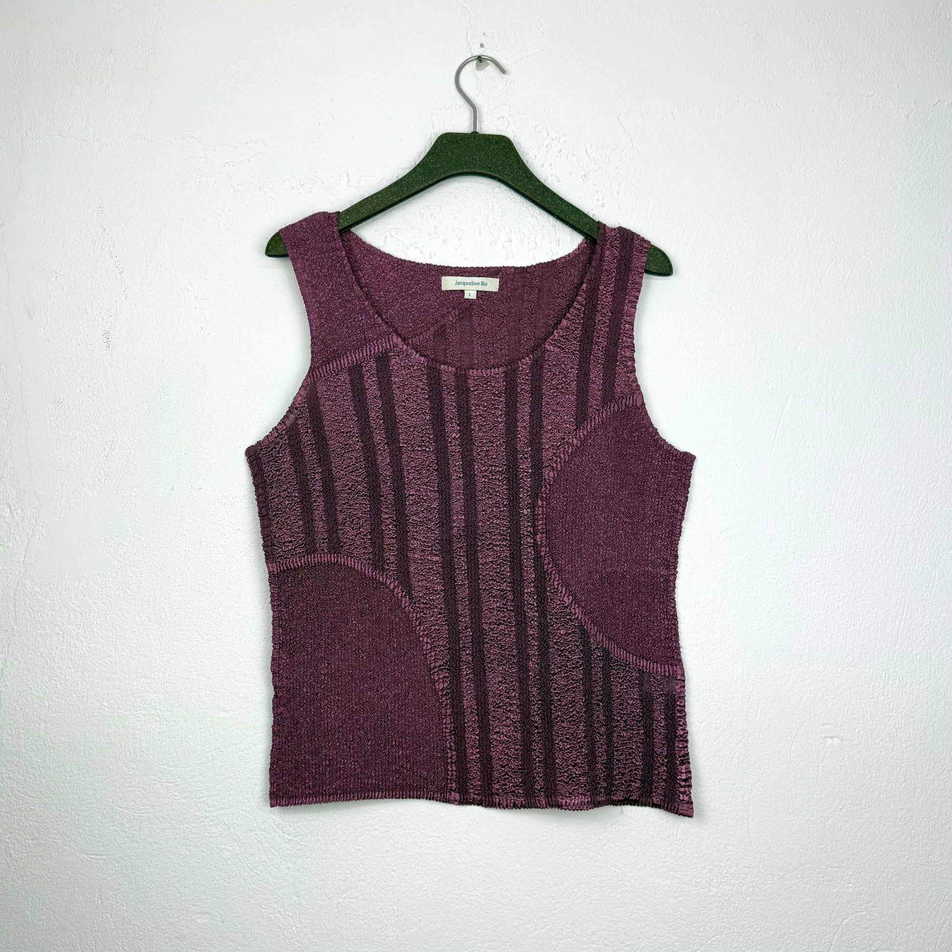 Kuratierter Vintage Onlineshop nachhaltige Secondhand Kleidung online kaufen, Online Shop Vintage, Vintage Online Shop, Second Hand Online Shop, gebraucht, zweite Hand, reused, preloved, Y2K, thriftshop, thriftstore, thrifting, thrift shop, thrift store