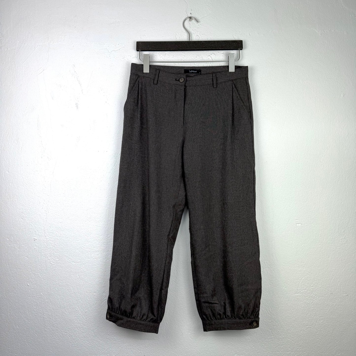 Kuratierter Vintage Onlineshop nachhaltige Secondhand Kleidung online kaufen, Online Shop Vintage, Vintage Online Shop, Second Hand Online Shop, gebraucht, zweite Hand, reused, preloved, Y2K, thriftshop, thriftstore, thrifting, thrift shop, thrift store