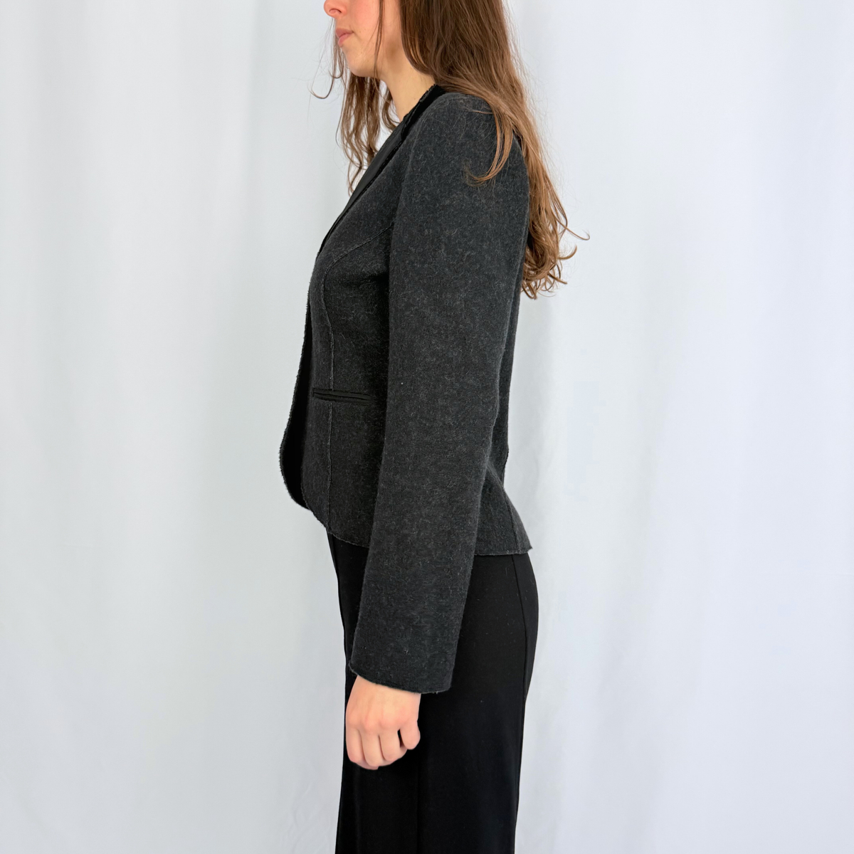 Kuratierter Vintage Onlineshop nachhaltige Secondhand Kleidung online kaufen, Online Shop Vintage, Vintage Online Shop, Second Hand Online Shop, gebraucht, zweite Hand, reused, preloved, Y2K, thriftshop, thriftstore, thrifting, thrift shop, thrift store, Second Hand, Chic, Office Core, Corporate Chic