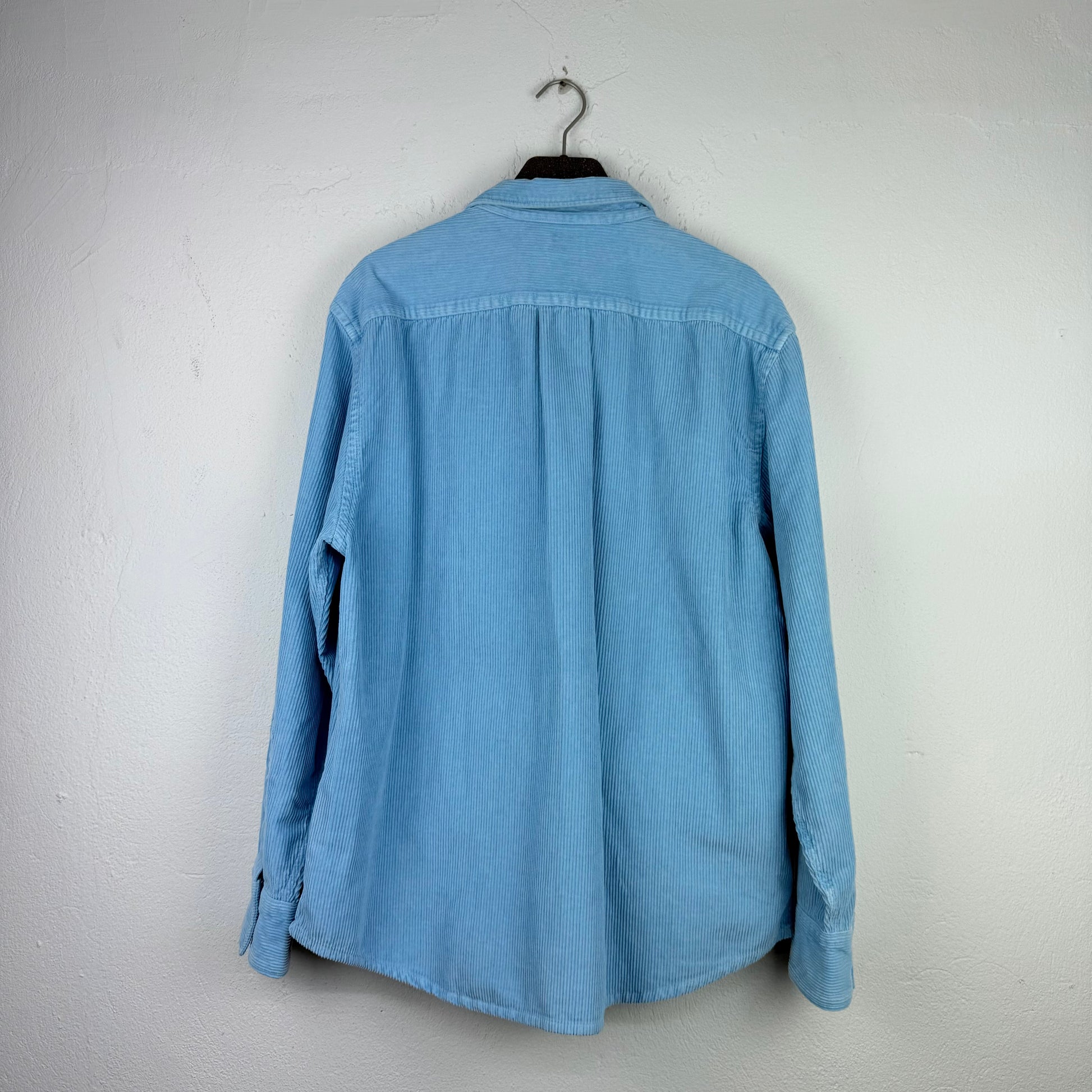 Kuratierter Vintage Onlineshop nachhaltige Secondhand Kleidung online kaufen, Online Shop Vintage, Vintage Online Shop, Second Hand Online Shop, gebraucht, zweite Hand, reused, preloved, Y2K, thriftshop, thriftstore, thrifting, thrift shop, thrift store