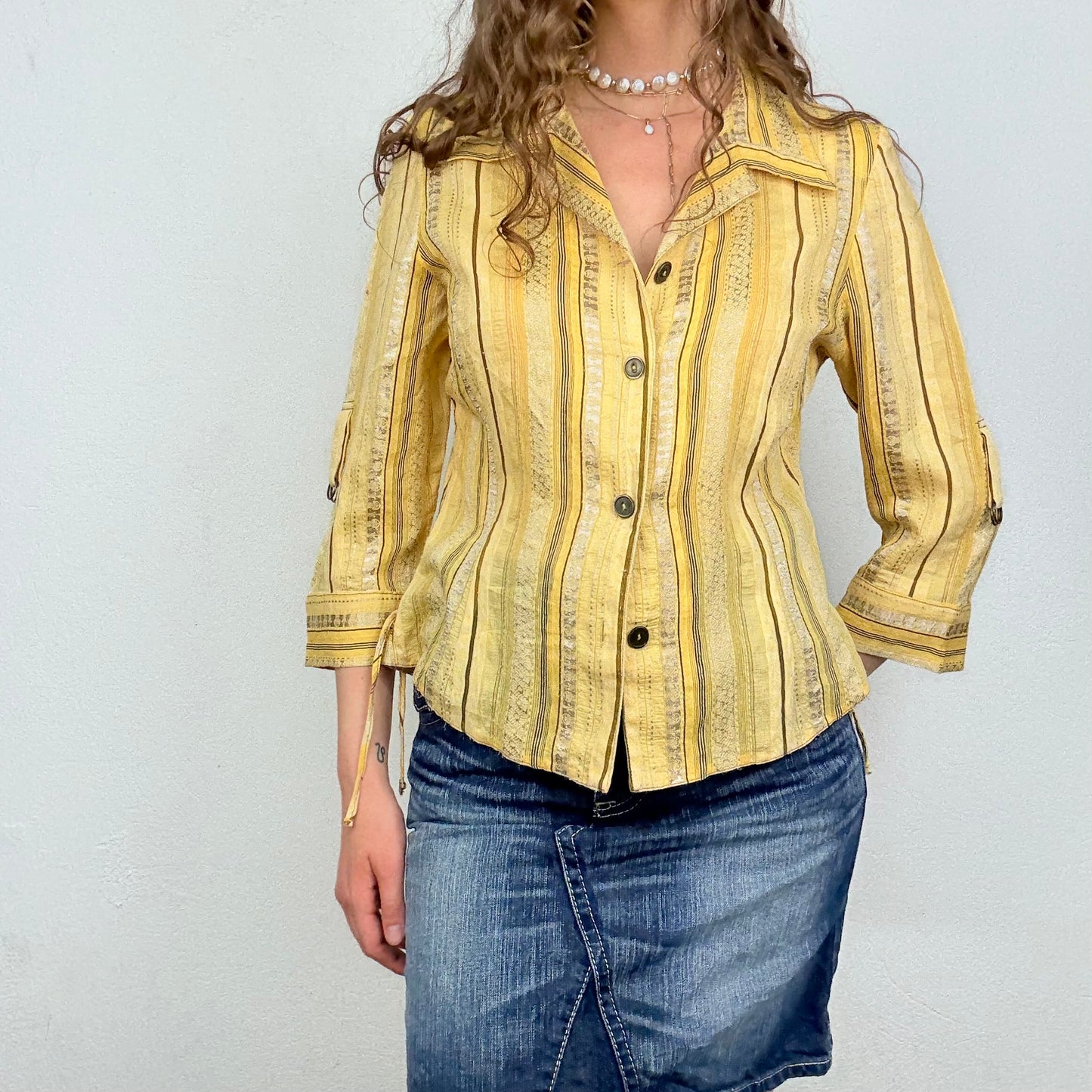 Kuratierter Vintage Onlineshop nachhaltige Secondhand Kleidung online kaufen, Online Shop Vintage, Vintage Online Shop, Second Hand Online Shop, gebraucht, zweite Hand, reused, preloved, Y2K, thriftshop, thriftstore, thrifting, thrift shop, thrift store, Boho, Festival, Office Siren