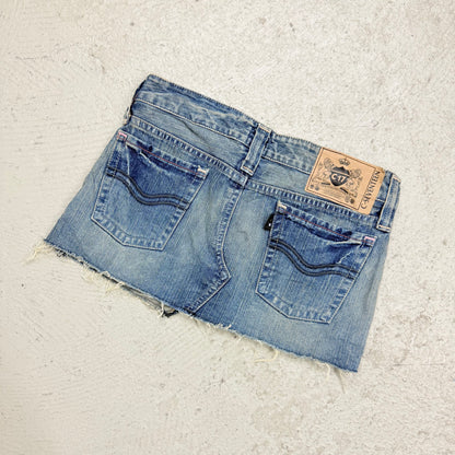 Kuratierter Vintage Onlineshop nachhaltige Secondhand Kleidung online kaufen, Online Shop Vintage, Vintage Online Shop, Second Hand Online Shop, gebraucht, zweite Hand, reused, preloved, Y2K, thriftshop, thriftstore, thrifting, thrift shop, thrift store, Denim, Miniskirt