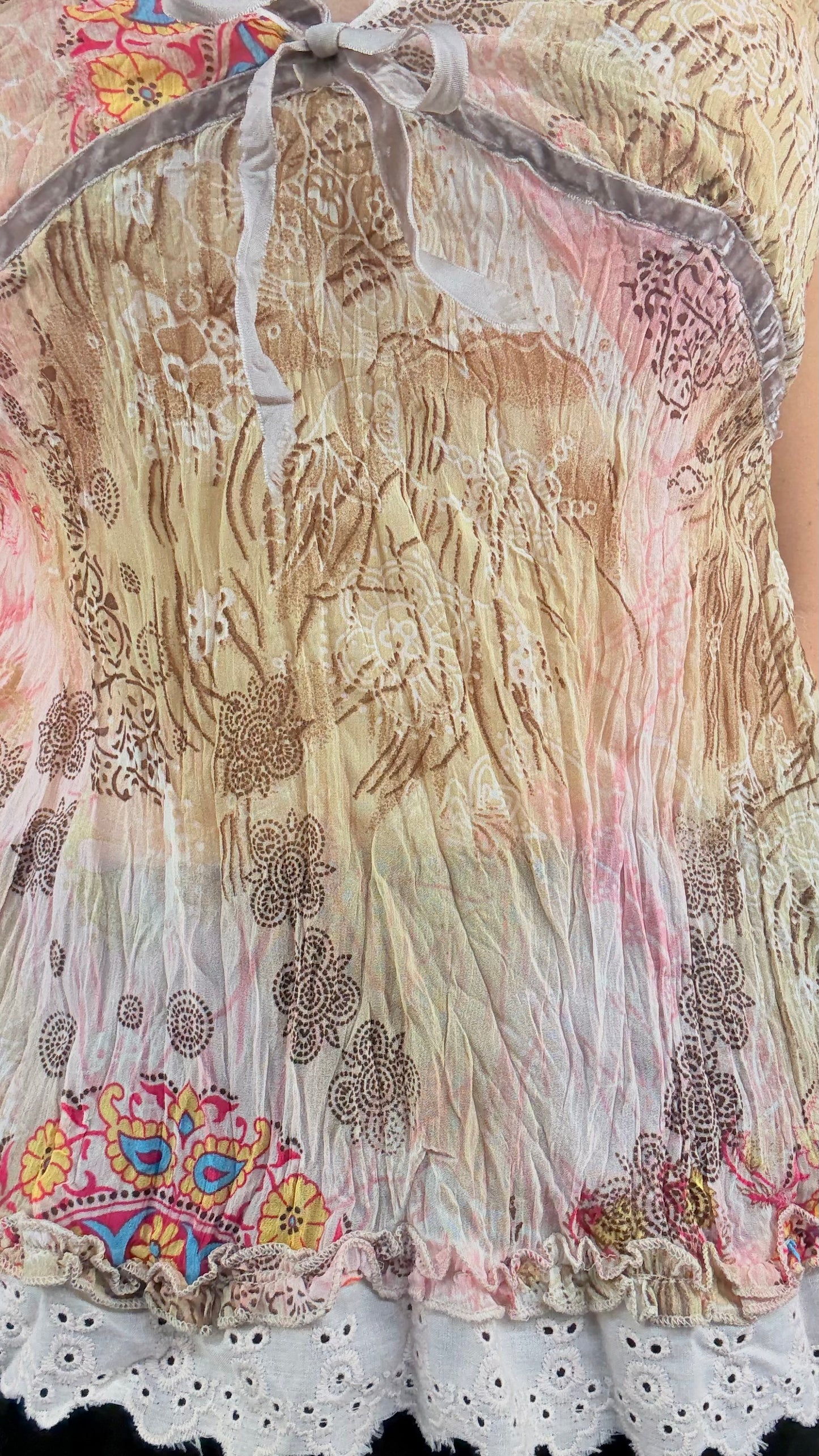 Kuratierter Vintage Onlineshop nachhaltige Secondhand Kleidung online kaufen, Online Shop Vintage, Vintage Online Shop, Second Hand Online Shop, gebraucht, zweite Hand, reused, preloved, Y2K, thriftshop, thriftstore, thrifting, thrift shop, thrift store, Festival, Boho, Flowy