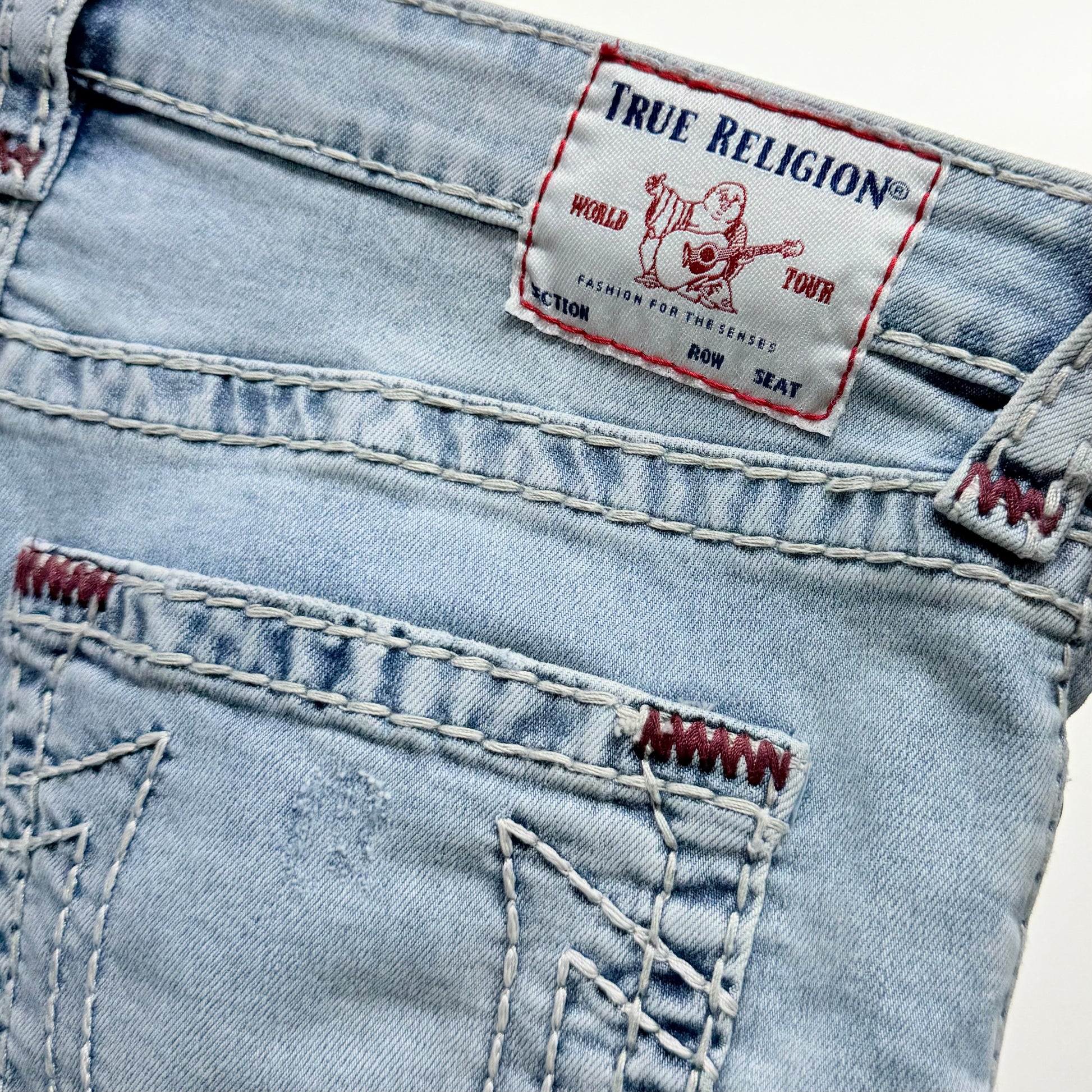 Kuratierter Vintage Onlineshop nachhaltige Secondhand Kleidung online kaufen, Online Shop Vintage, Vintage Online Shop, Second Hand Online Shop, gebraucht, zweite Hand, reused, preloved, Y2K, thriftshop, thriftstore, thrifting, thrift shop, thrift store, Grunge, Denim, Jeans, True Religion