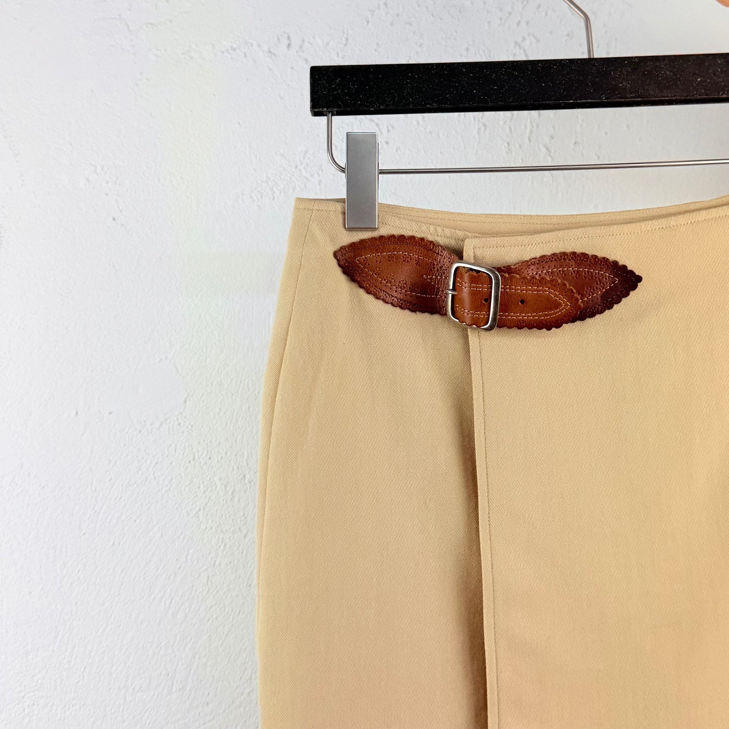 Kuratierter Vintage Onlineshop nachhaltige Secondhand Kleidung online kaufen, Online Shop Vintage, Vintage Online Shop, Second Hand Online Shop, gebraucht, zweite Hand, reused, preloved, Y2K, thriftshop, thriftstore, thrifting, thrift shop, thrift store, Retro, Leder, Wickelstyle
