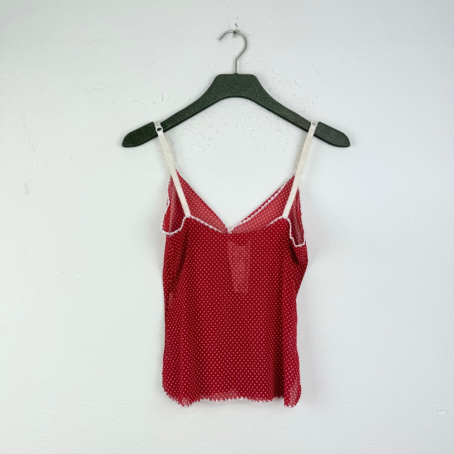 Kuratierter Vintage Onlineshop nachhaltige Secondhand Kleidung online kaufen, Online Shop Vintage, Vintage Online Shop, Second Hand Online Shop, gebraucht, zweite Hand, reused, preloved, Y2K, thriftshop, thriftstore, thrifting, thrift shop, thrift store