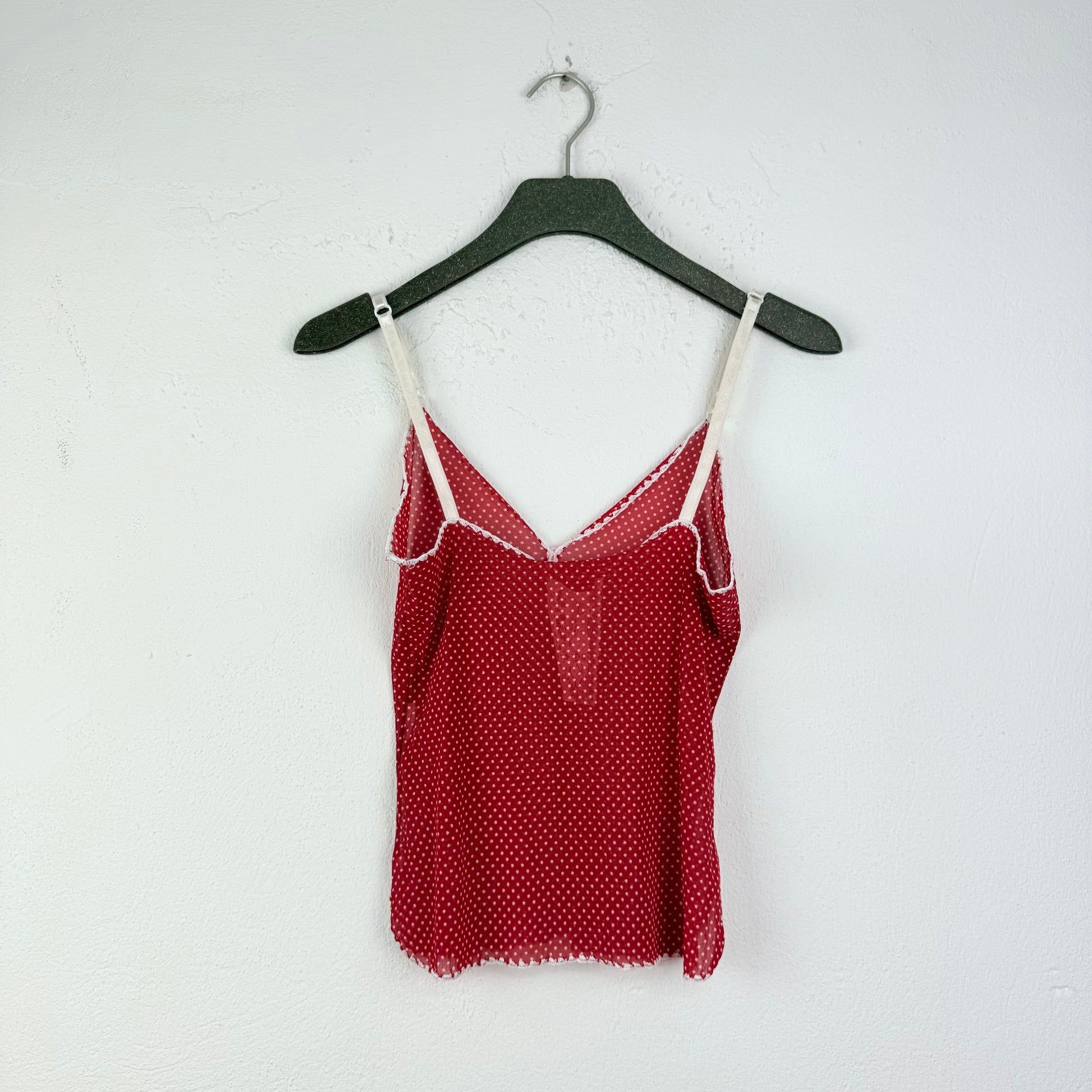 Kuratierter Vintage Onlineshop nachhaltige Secondhand Kleidung online kaufen, Online Shop Vintage, Vintage Online Shop, Second Hand Online Shop, gebraucht, zweite Hand, reused, preloved, Y2K, thriftshop, thriftstore, thrifting, thrift shop, thrift store