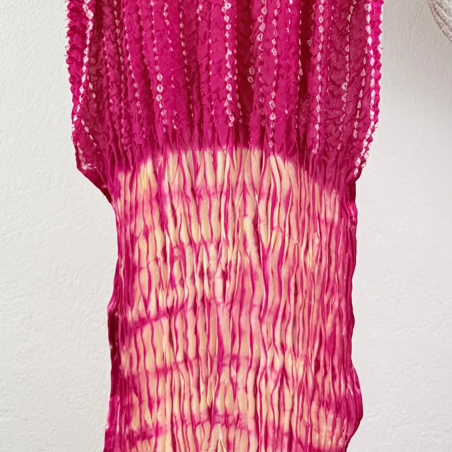 Kuratierter Vintage Onlineshop nachhaltige Secondhand Kleidung online kaufen, Online Shop Vintage, Vintage Online Shop, Second Hand Online Shop, gebraucht, zweite Hand, reused, preloved, Y2K, thriftshop, thriftstore, thrifting, thrift shop, thrift store, Batik, Boho, Festival