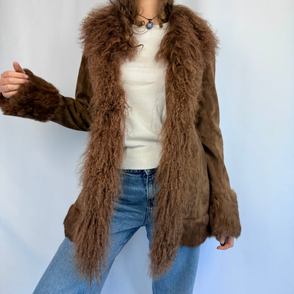 Kuratierter Vintage Onlineshop nachhaltige Secondhand Kleidung online kaufen, Online Shop Vintage, Vintage Online Shop, Second Hand Online Shop, gebraucht, zweite Hand, reused, preloved, Y2K, thriftshop, thriftstore, thrifting, thrift shop, thrift store, Y2K, Cozy, Elegant, Bratz