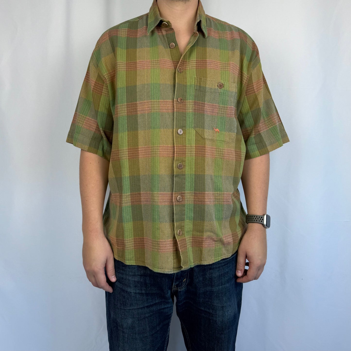 Kuratierter Vintage Onlineshop nachhaltige Secondhand Kleidung online kaufen, Online Shop Vintage, Vintage Online Shop, Second Hand Online Shop, gebraucht, zweite Hand, reused, preloved, Y2K, thriftshop, thriftstore, thrifting, thrift shop, thrift store, Camel, Retro, Clean, Outdoorsy