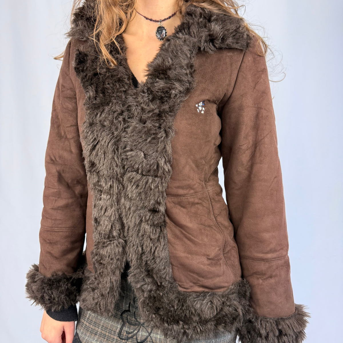 Kuratierter Vintage Onlineshop nachhaltige Secondhand Kleidung online kaufen, Online Shop Vintage, Vintage Online Shop, Second Hand Online Shop, gebraucht, zweite Hand, reused, preloved, Y2K, thriftshop, thriftstore, thrifting, thrift shop, thrift store, Cozy, Teddy, Whimsy, Cartoon