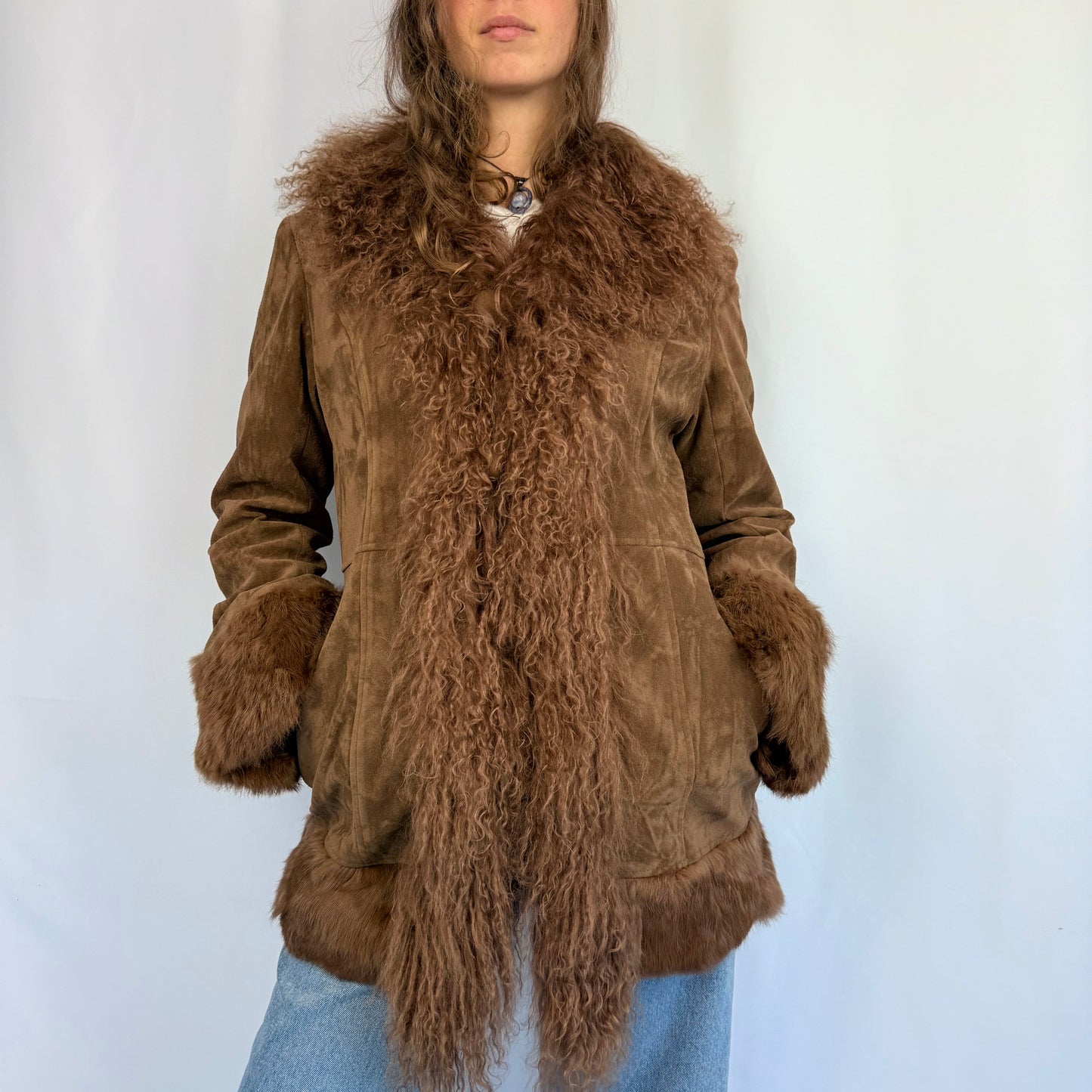 Kuratierter Vintage Onlineshop nachhaltige Secondhand Kleidung online kaufen, Online Shop Vintage, Vintage Online Shop, Second Hand Online Shop, gebraucht, zweite Hand, reused, preloved, Y2K, thriftshop, thriftstore, thrifting, thrift shop, thrift store, Y2K, Cozy, Elegant, Bratz