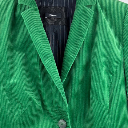 Kuratierter Vintage Onlineshop nachhaltige Secondhand Kleidung online kaufen, Online Shop Vintage, Vintage Online Shop, Second Hand Online Shop, gebraucht, zweite Hand, reused, preloved, Y2K, thriftshop, thriftstore, thrifting, thrift shop, thrift store