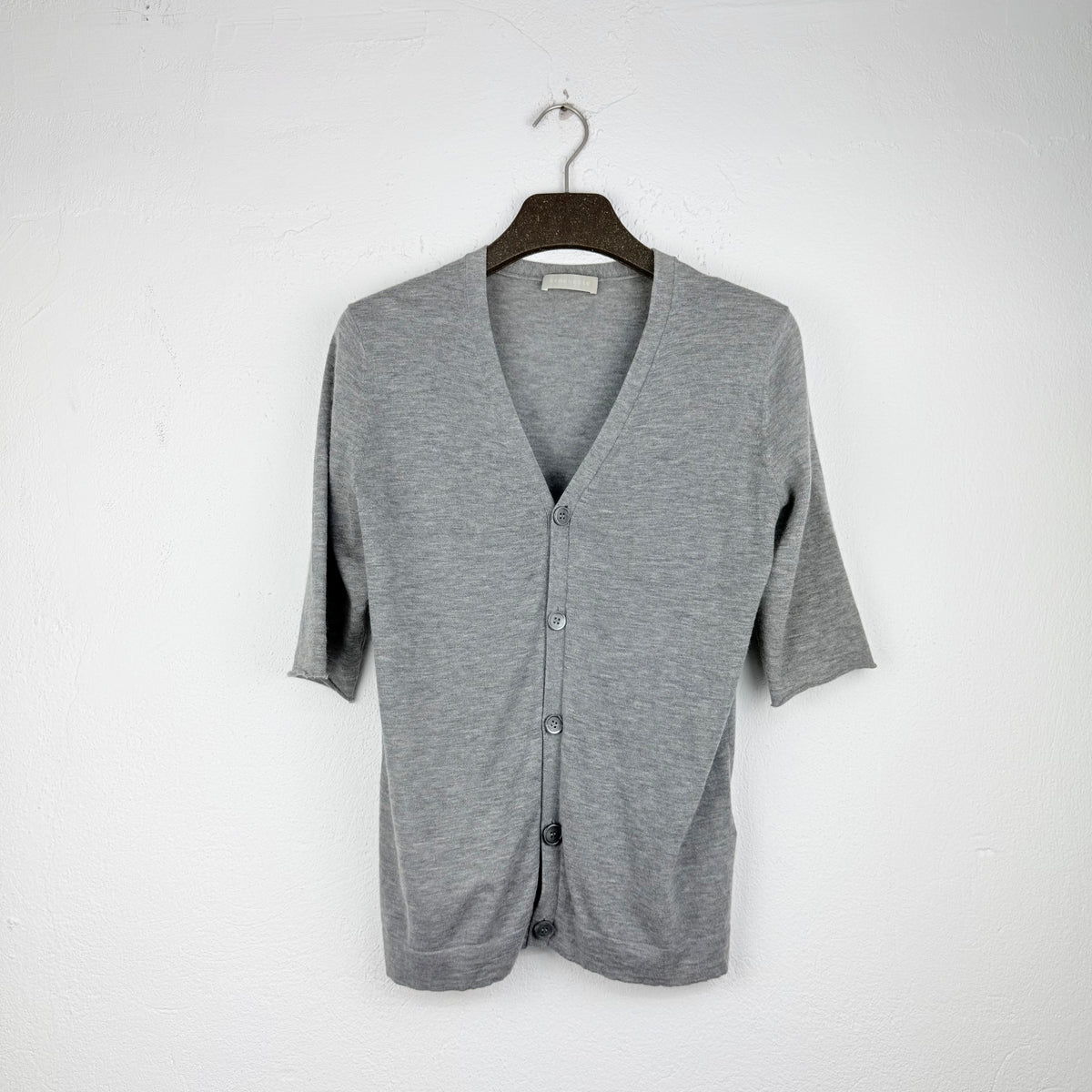 Kuratierter Vintage Onlineshop nachhaltige Secondhand Kleidung online kaufen, Online Shop Vintage, Vintage Online Shop, Second Hand Online Shop, gebraucht, zweite Hand, reused, preloved, Y2K, thriftshop, thriftstore, thrifting, thrift shop, thrift store