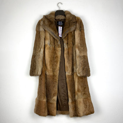 Kuratierter Vintage Onlineshop nachhaltige Secondhand Kleidung online kaufen, Online Shop Vintage, Vintage Online Shop, Second Hand Online Shop, gebraucht, zweite Hand, reused, preloved, Y2K, thriftshop, thriftstore, thrifting, thrift shop, thrift store