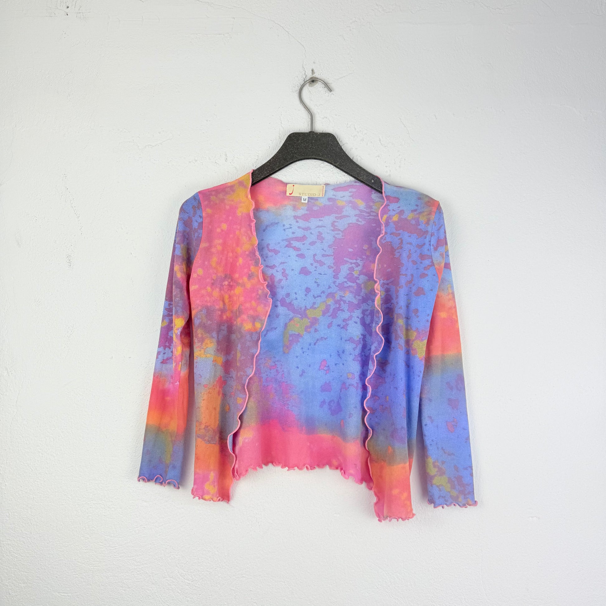 Kuratierter Vintage Onlineshop nachhaltige Secondhand Kleidung online kaufen, Online Shop Vintage, Vintage Online Shop, Second Hand Online Shop, gebraucht, zweite Hand, reused, preloved, Y2K, thriftshop, thriftstore, thrifting, thrift shop, thrift store, Festival, Watercolour, Batik