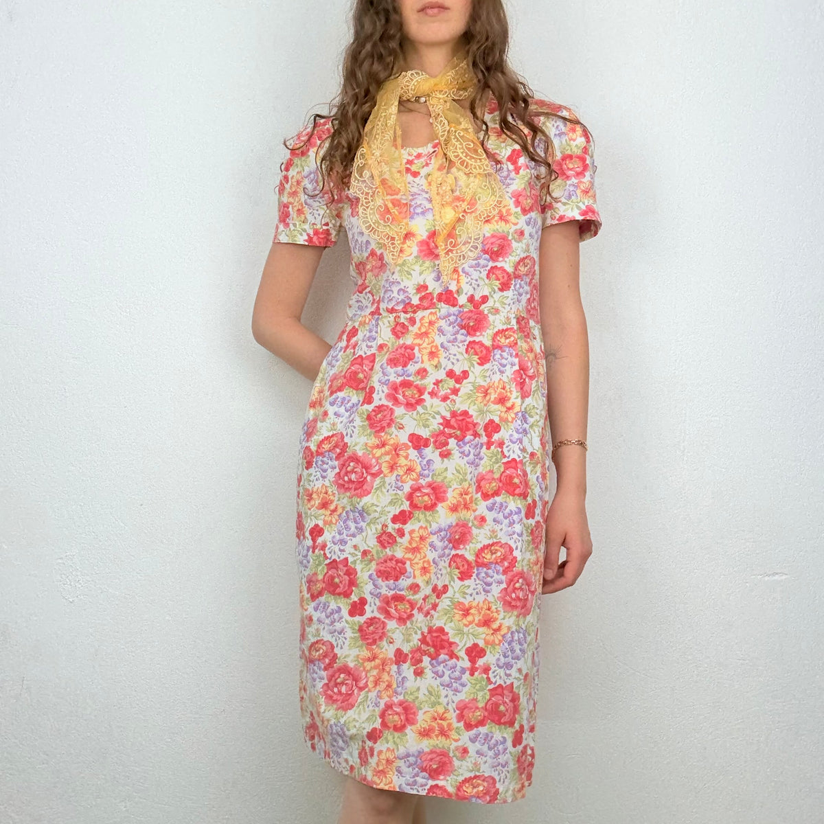 Kuratierter Vintage Onlineshop nachhaltige Secondhand Kleidung online kaufen, Online Shop Vintage, Vintage Online Shop, Second Hand Online Shop, gebraucht, zweite Hand, reused, preloved, Y2K, thriftshop, thriftstore, thrifting, thrift shop, thrift store, Boho, Festival, Retro, Blumen
