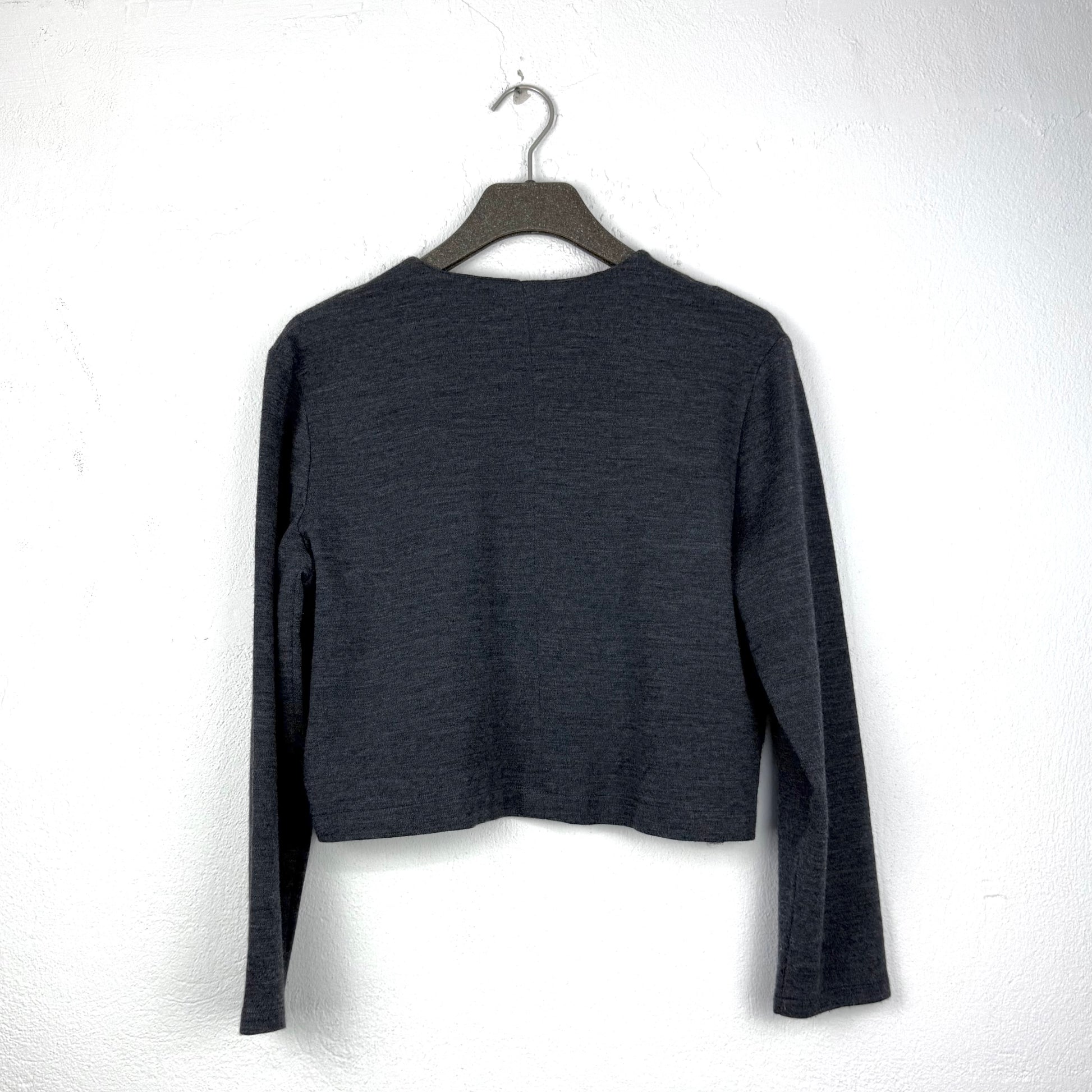 Kuratierter Vintage Onlineshop nachhaltige Secondhand Kleidung online kaufen, Online Shop Vintage, Vintage Online Shop, Second Hand Online Shop, gebraucht, zweite Hand, reused, preloved, Y2K, thriftshop, thriftstore, thrifting, thrift shop, thrift store