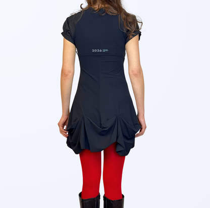 Grunge Goth 90s Style Kleid asymmetrisch Nadelstreifen Knöpfe schwarz Teos Vintage Onlineshop
