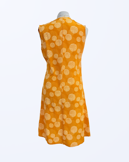 Attic and Barn Kleid Seide Naturstoff gelb Teos Vintage Onlineshop