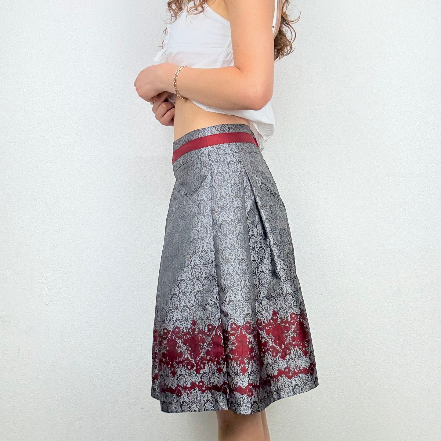 Kuratierter Vintage Onlineshop nachhaltige Secondhand Kleidung online kaufen, Online Shop Vintage, Vintage Online Shop, Second Hand Online Shop, gebraucht, zweite Hand, reused, preloved, Y2K, thriftshop, thriftstore, thrifting, thrift shop, thrift store, Traditionell, Tracht