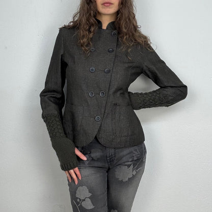 Kuratierter Vintage Onlineshop nachhaltige Secondhand Kleidung online kaufen, Online Shop Vintage, Vintage Online Shop, Second Hand Online Shop, gebraucht, zweite Hand, reused, preloved, Y2K, thriftshop, thriftstore, thrifting, thrift shop, thrift store