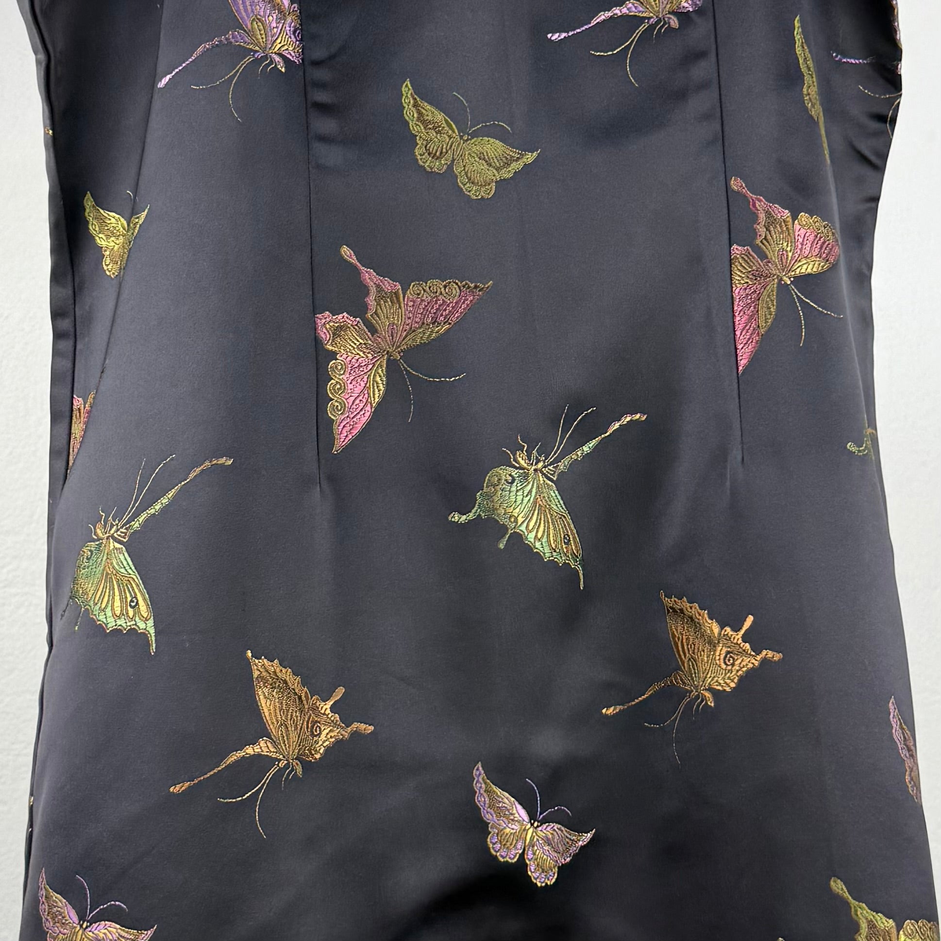 Kuratierter Vintage Onlineshop nachhaltige Secondhand Kleidung online kaufen, Online Shop Vintage, Vintage Online Shop, Second Hand Online Shop, gebraucht, zweite Hand, reused, preloved, Y2K, thriftshop, thriftstore, thrifting, thrift shop, thrift store