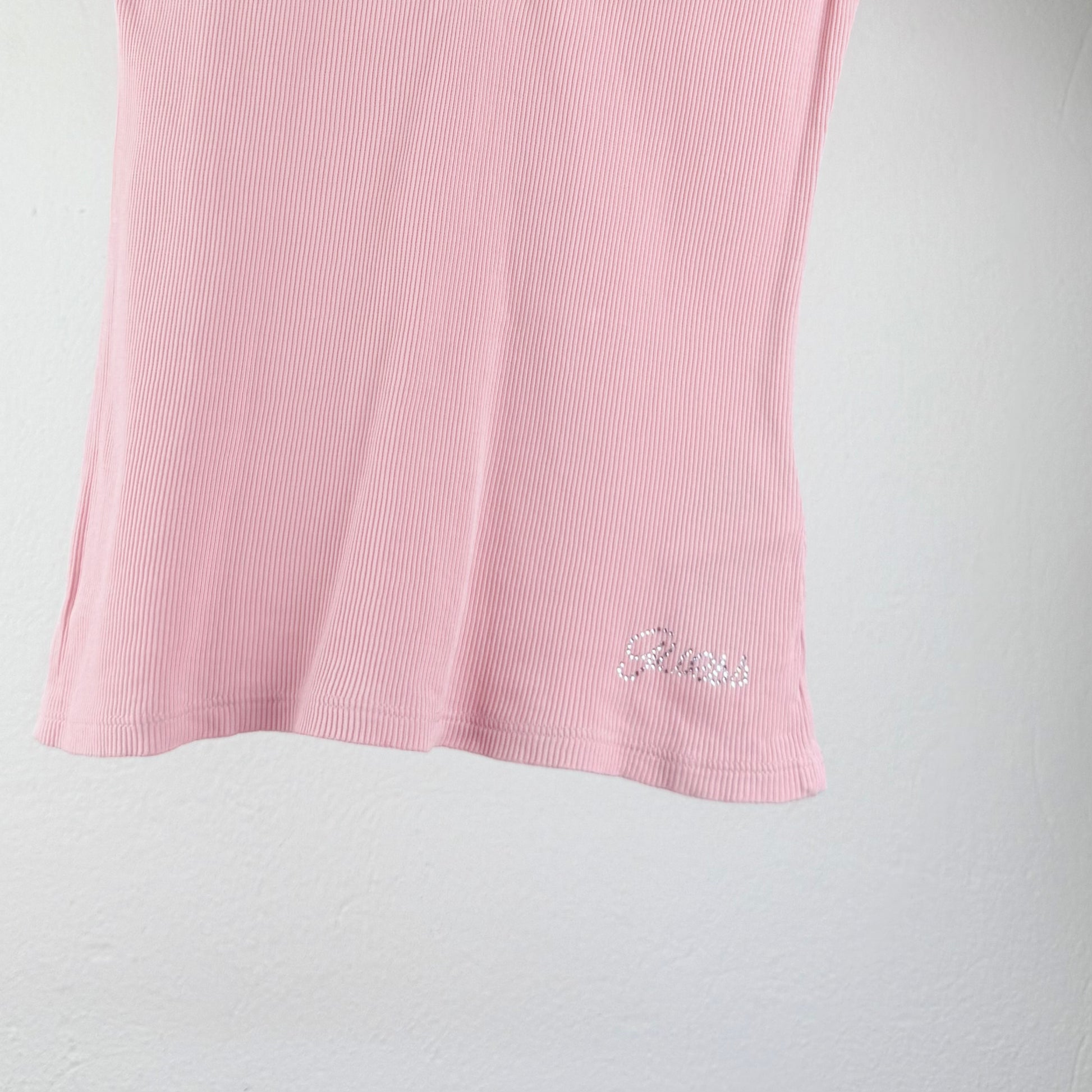 Kuratierter Vintage Onlineshop nachhaltige Secondhand Kleidung online kaufen, Online Shop Vintage, Vintage Online Shop, Second Hand Online Shop, gebraucht, zweite Hand, reused, preloved, Y2K, thriftshop, thriftstore, thrifting, thrift shop, thrift store